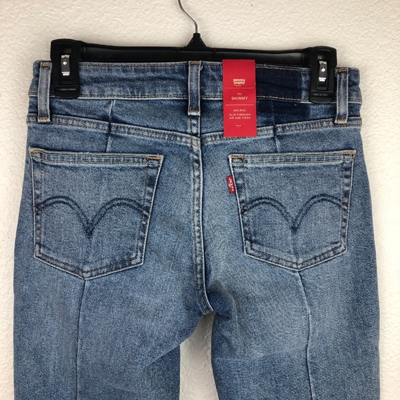 ✨LAST PRICE DROP! Levi's Altered 711 Skinny Jeans - Picture 6 of 8